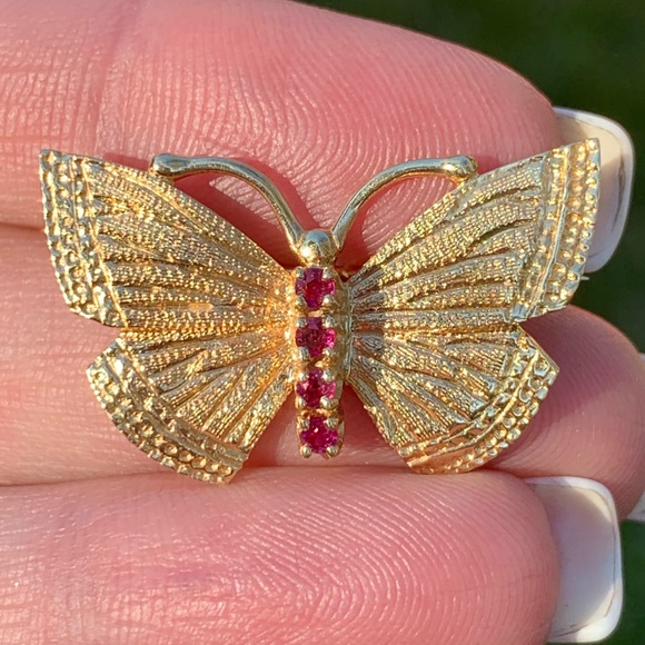 🦋 14K Solid Gold Ruby Butterfly Brooch Pin - Picture 2 of 8